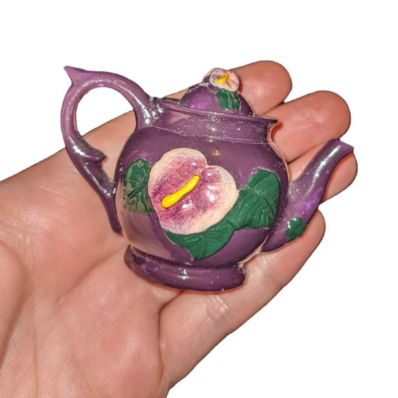 Miniature Teapot Figurine | Calla Lilly - Picture 1 of 5